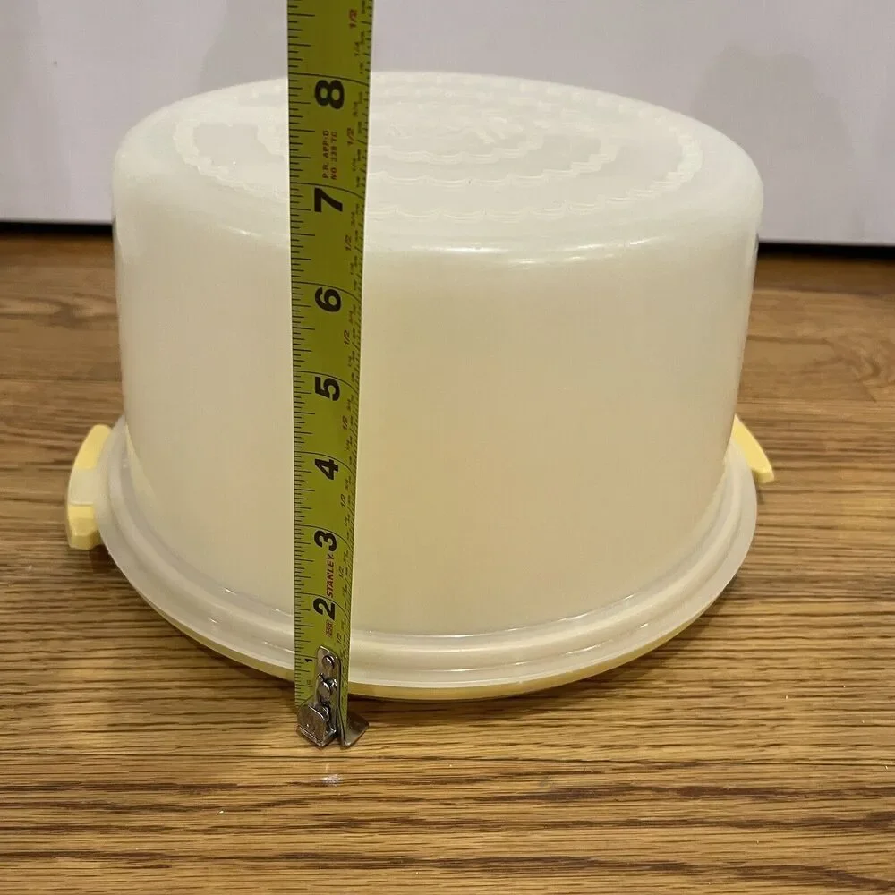 Vintage‎ Tupperware Cake Taker Round 684-5 Harvest Gold Carrier Design On Top